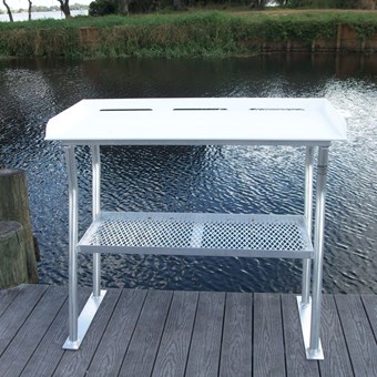 FCSO2-4 - 4 Leg Fish Cleaning Station 40 1/22